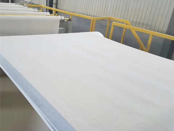 非瀝青基自粘膠膜(白砂)