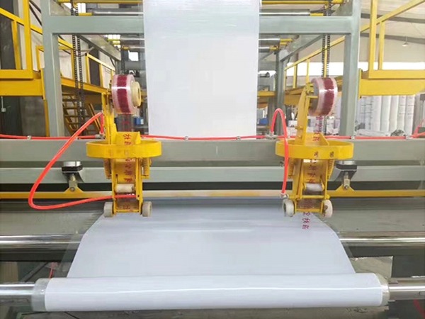 非瀝青基自粘膠膜防水卷材