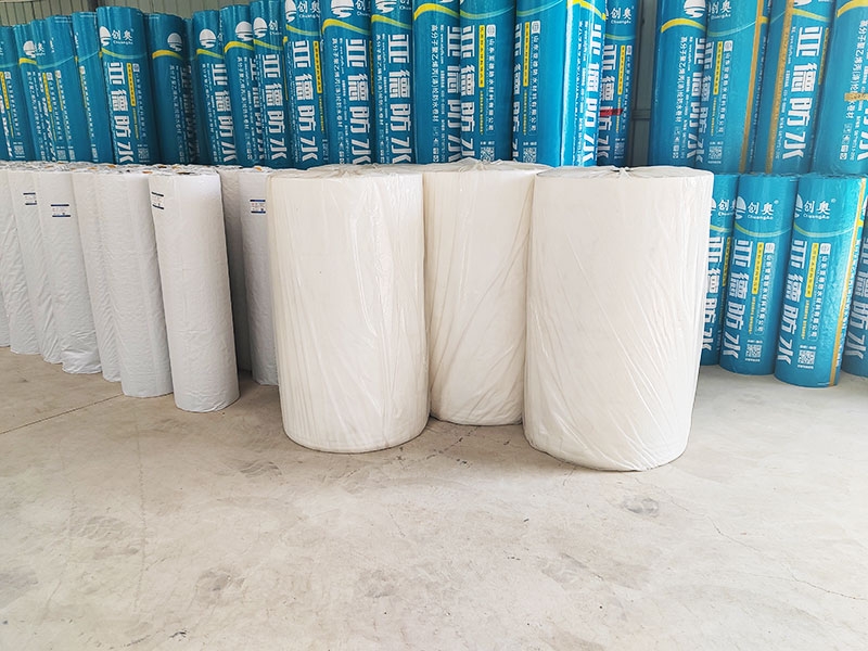 聚乙烯丙（滌）綸防水卷材